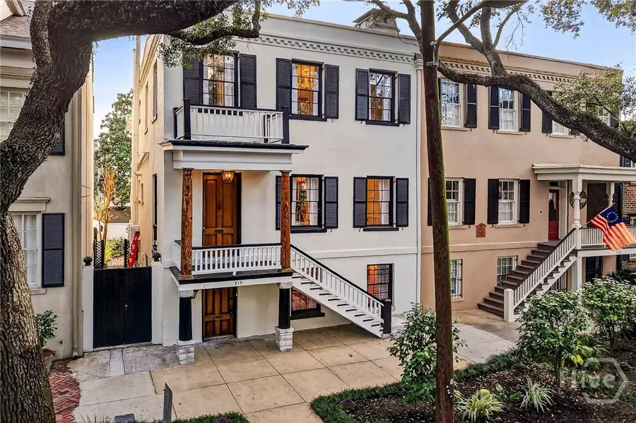 215 E Jones Street, Savannah, GA 31401 - Image #2