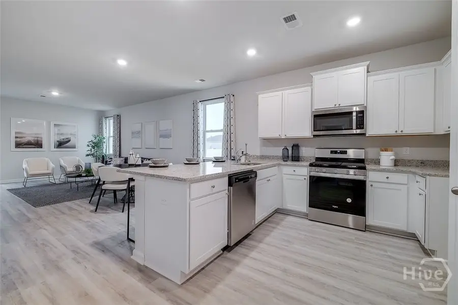 1060 Lakes Boulevard, Brunswick, GA 31525 - Image #3