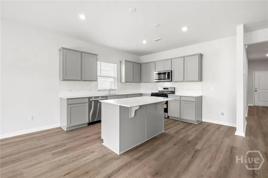 337 Crosstown Avenue, Richmond Hill, GA 31324 - Image #3