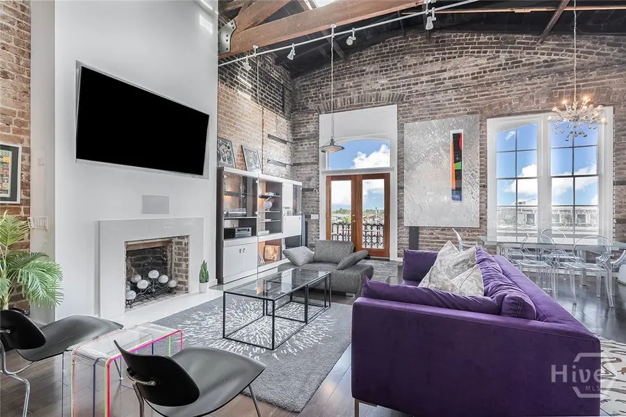 42 E Bay Street #5, Savannah, GA 31401 - #3