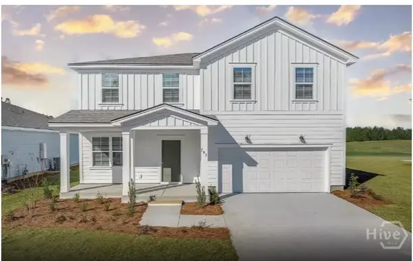 327 Crosstown Avenue, Richmond Hill, GA 31324