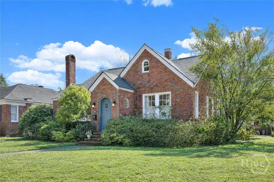 301 E 56th Street, Savannah, GA 31405 - #2