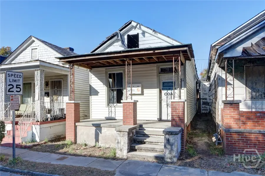 634 W 42nd Street, Savannah, GA 31415 - #2