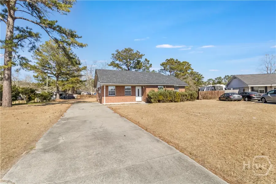 70 E Kenny Drive, Hinesville, GA 31313 - #3