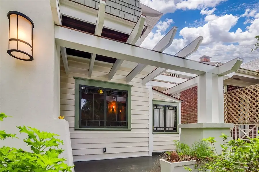 215 E 45th Street, Savannah, GA 31405 - #3