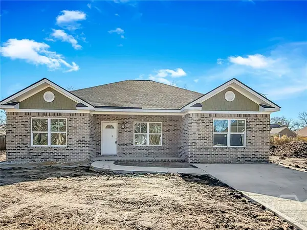 121 King Street, Savannah, GA 31408