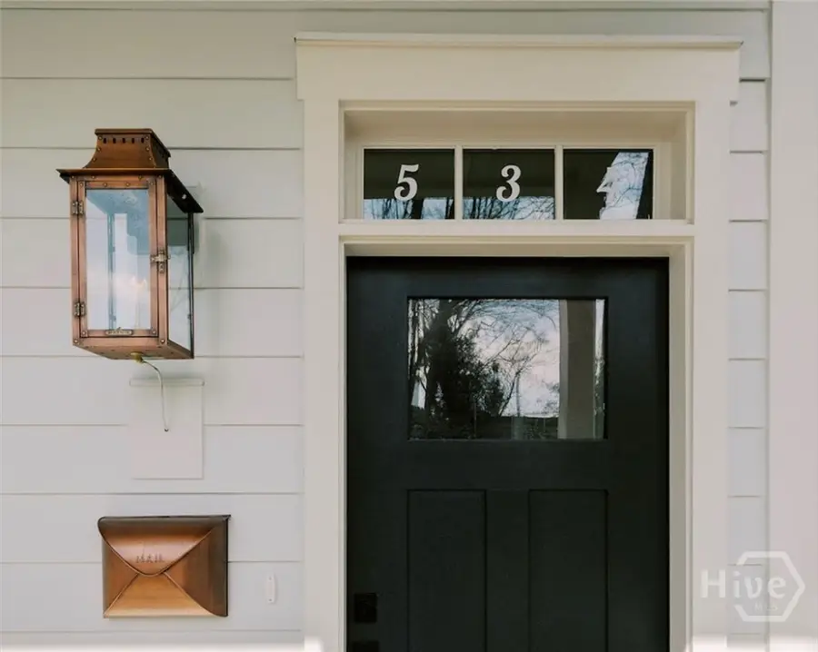 534 E 32nd Street, Savannah, GA 31401 - #3
