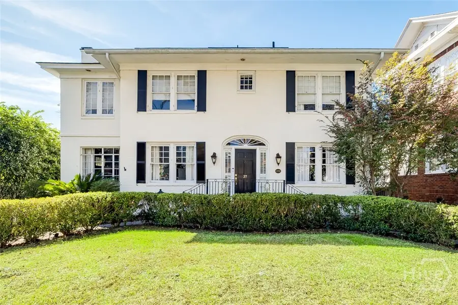 37 E 50th Street, Savannah, GA 31405 - #2