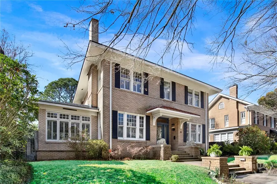 111 E 44th Street, Savannah, GA 31405 - #2