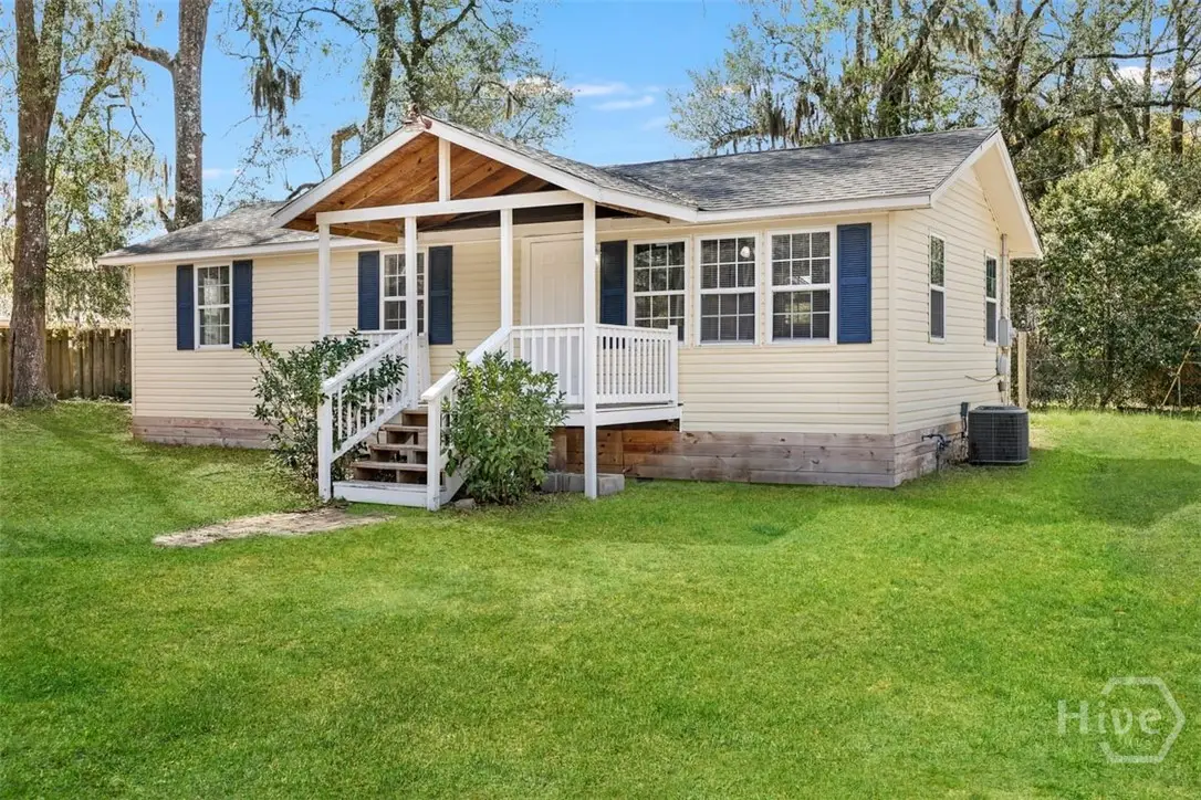 404 S Maple Street, Springfield, GA 31329 - #1