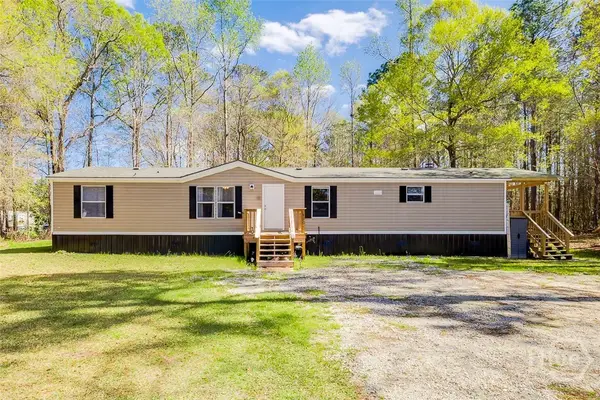230 Pine Needle Drive, Ellabell, GA 31308