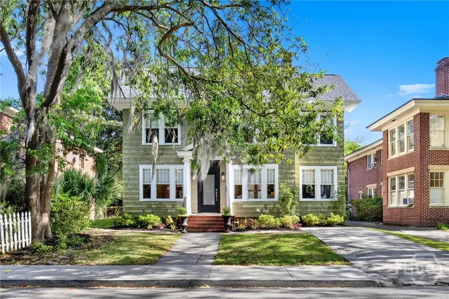 208 E 48th Street, Savannah, GA 31405 - #2