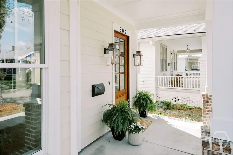807 E 33rd, Savannah, GA 31401 - #3