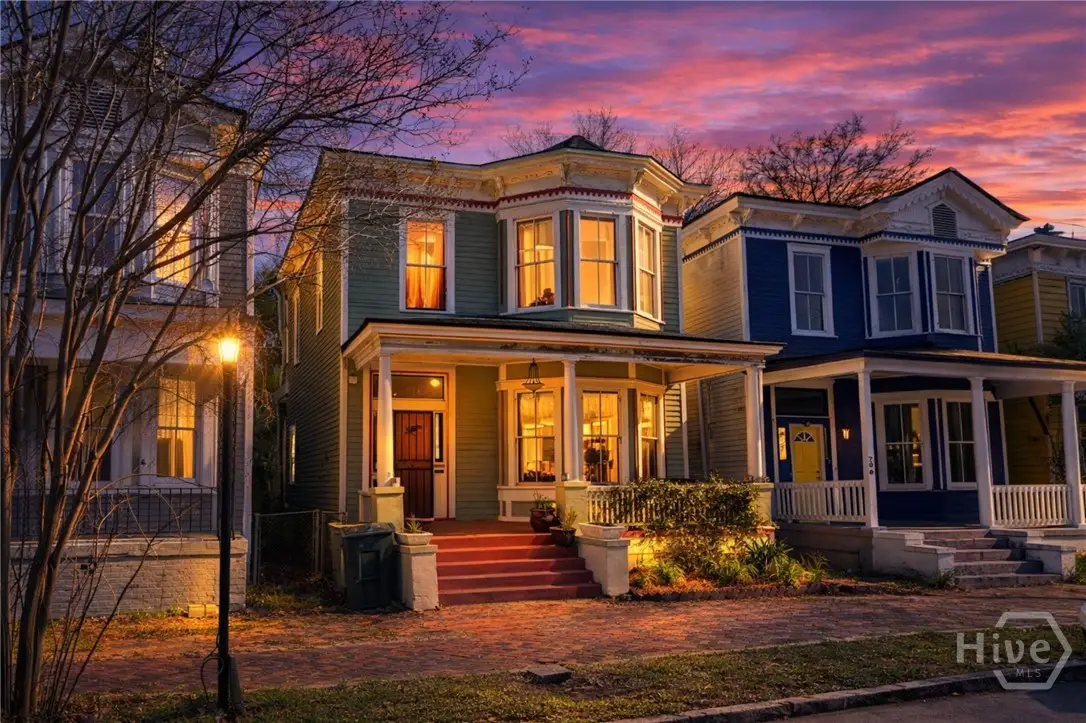 208 W 39th Street, Savannah, GA 31406 - #1