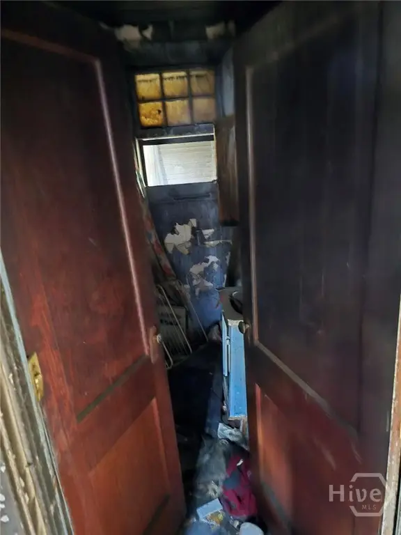 294 W Brumby Avenue, Reidsville, GA 30453 - #3