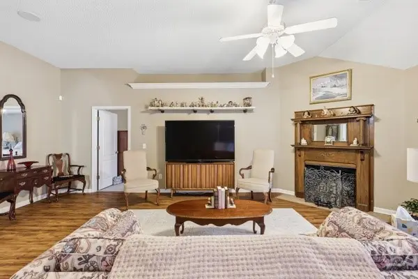 66 Laurenburg Court, Richmond Hill, GA 31324 - #3