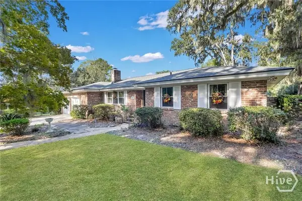 1462 Marlborough Way, Savannah, GA 31406