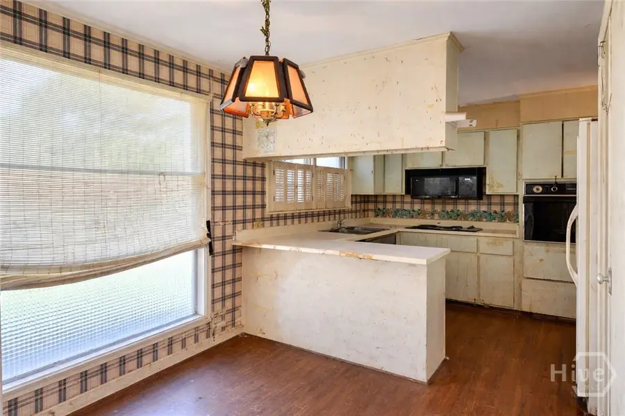 5442 Magnolia Avenue, Savannah, GA 31406 - #2