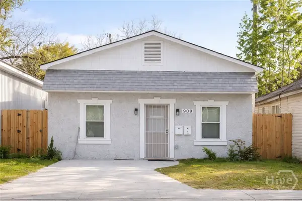 909 & 909 1/2 W 52nd Street, Savannah, GA 31405