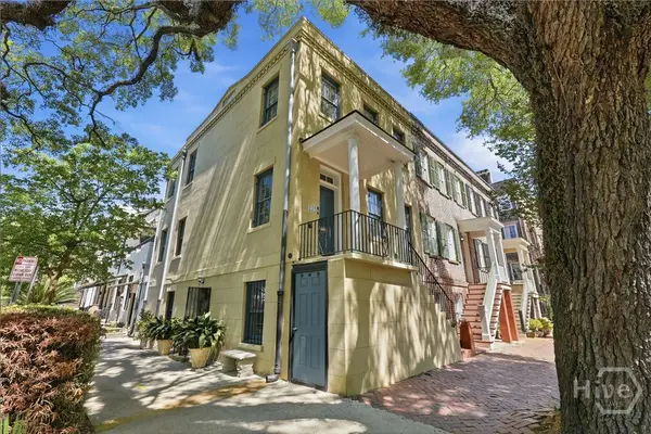 350 Barnard Street, Savannah, GA 31401