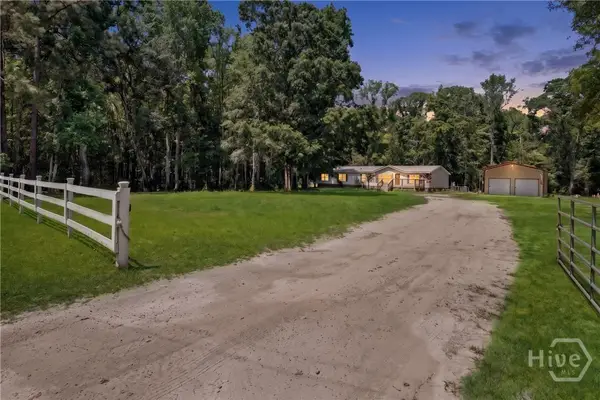 167 Wildwood Lane, Bloomingdale, GA 31302