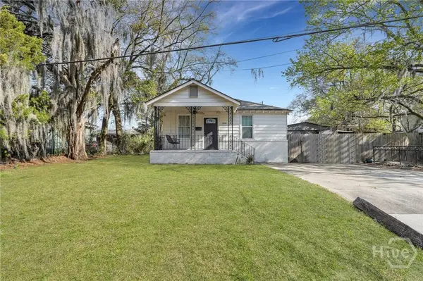 2106 Bolling Street, Savannah, GA 31404