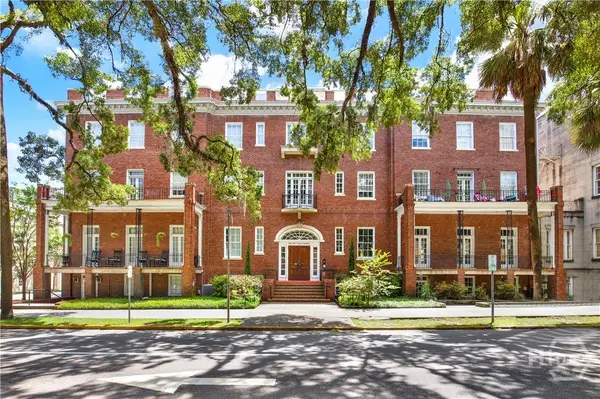 105 W Oglethorpe Avenue #307, Savannah, GA 31401