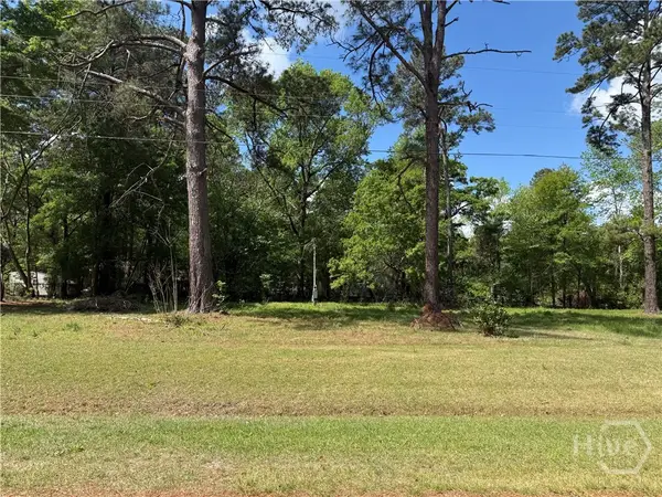 210 Wallace Circle, Bloomingdale, GA 31302