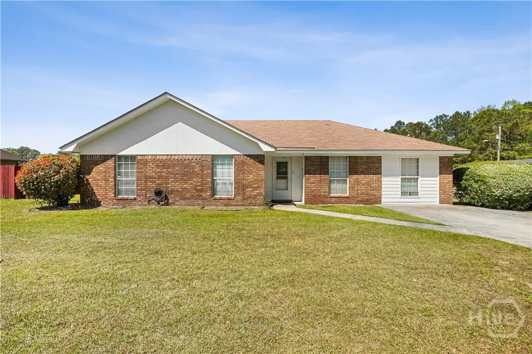 1801 Dunlevie Rd, Allenhurst, GA 31301 - #1