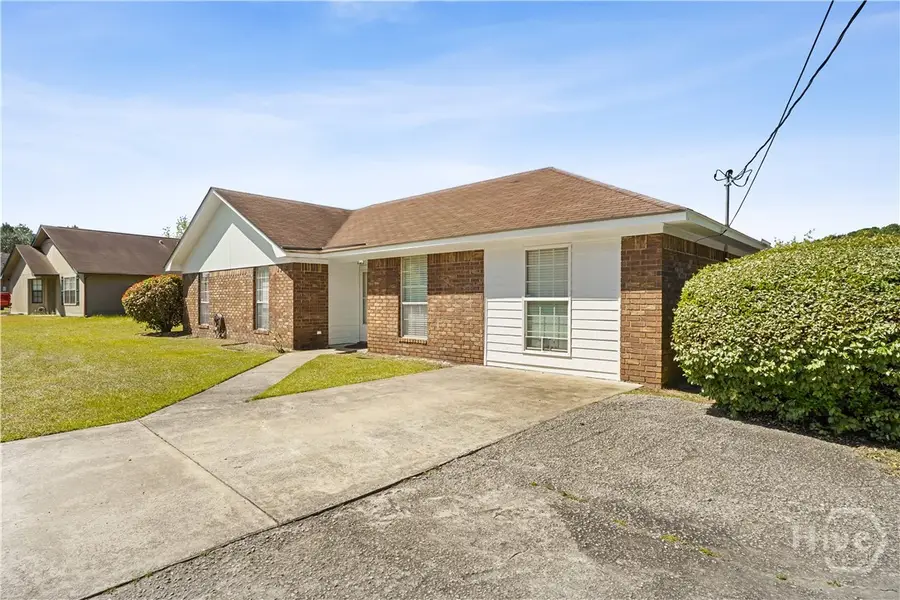 1801 Dunlevie Rd, Allenhurst, GA 31301 - #2