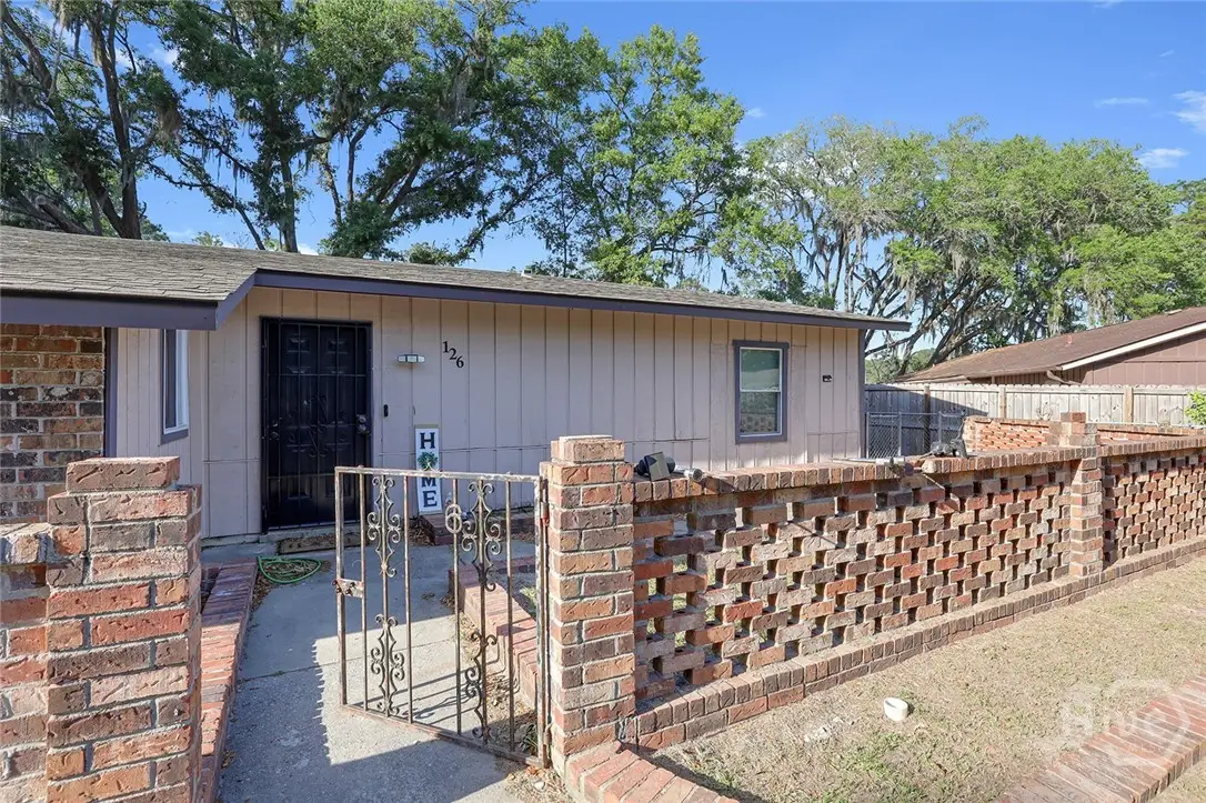 126 Cherokee Cr, Hinesville, GA 31313 - #1