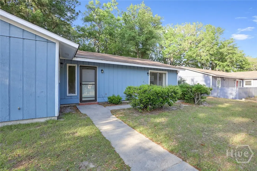 134 Cherokee Cir, Hinesville, GA 31313 - #1