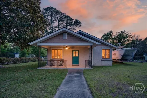 3207 Center Street, Thunderbolt, GA 31404