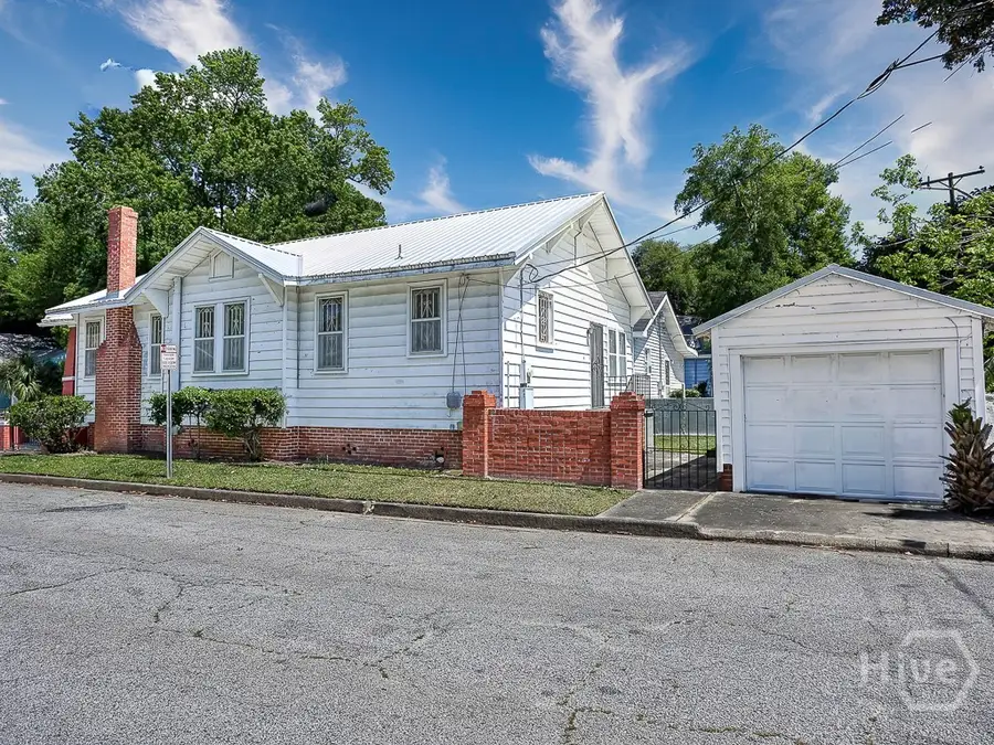 1301 E 38th Street, Savannah, GA 31404 - #3