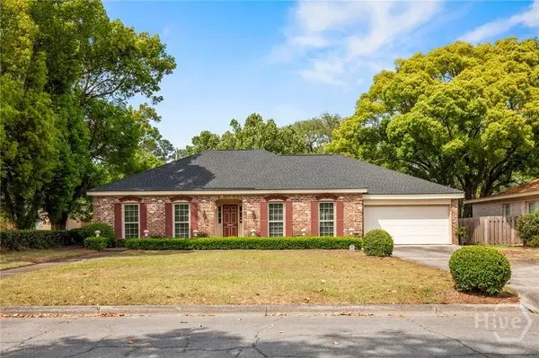 110 E 58th Street, Savannah, GA 31405