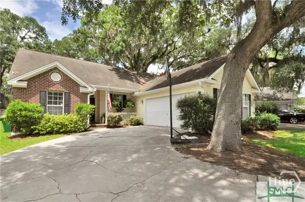 53 Blue Lake Street, Richmond Hill, GA 31324