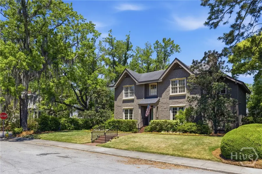 402 E 44th Street, Savannah, GA 31405 - #2