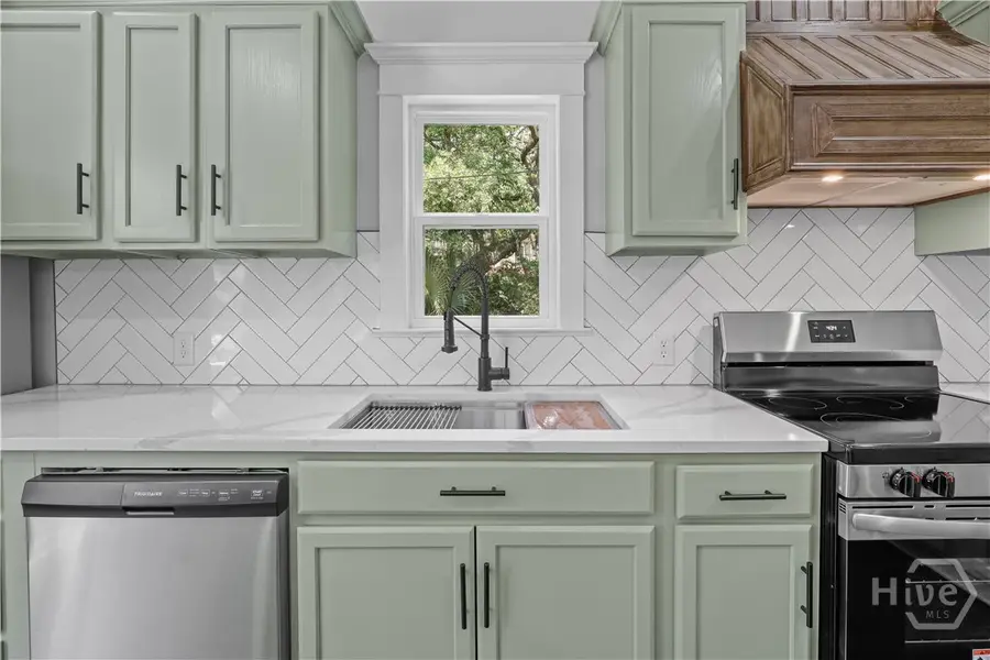 674 Dunlevie Road, Allenhurst, GA 31301 - #3