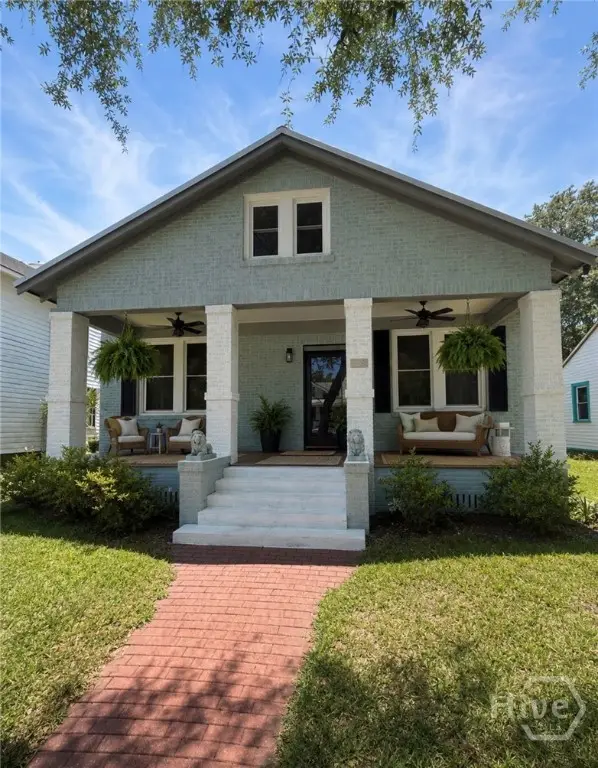 1129 E Duffy Street, Savannah, GA 31404 - #1