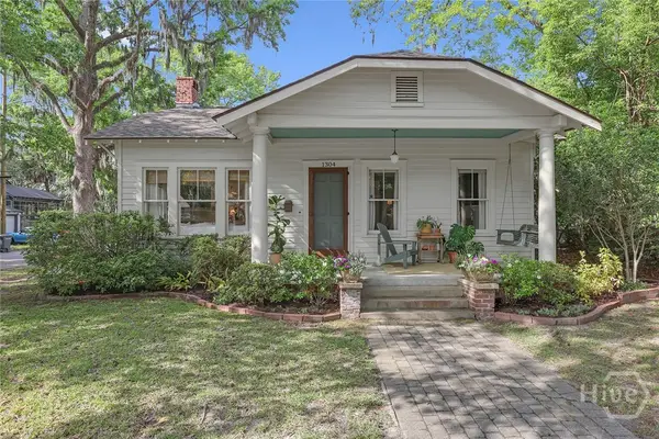 1304 E 48th Street, Savannah, GA 31404