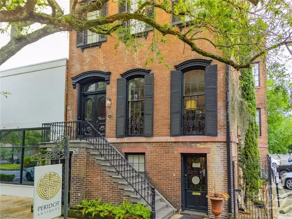 10 W Liberty Street, Savannah, GA 31401