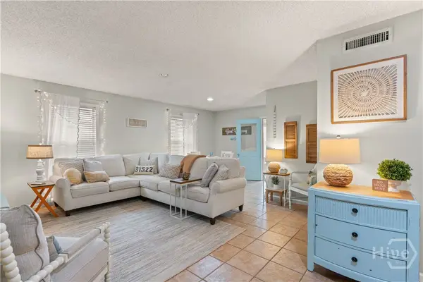 302 E Island Square Drive, St Simons Island, GA 31522