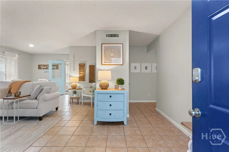 302 E Island Square Drive, Saint Simons Island, GA 31522 - #2