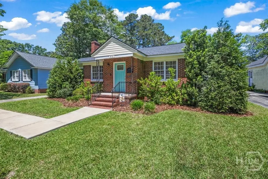516 E 58th Street, Savannah, GA 31405 - #2