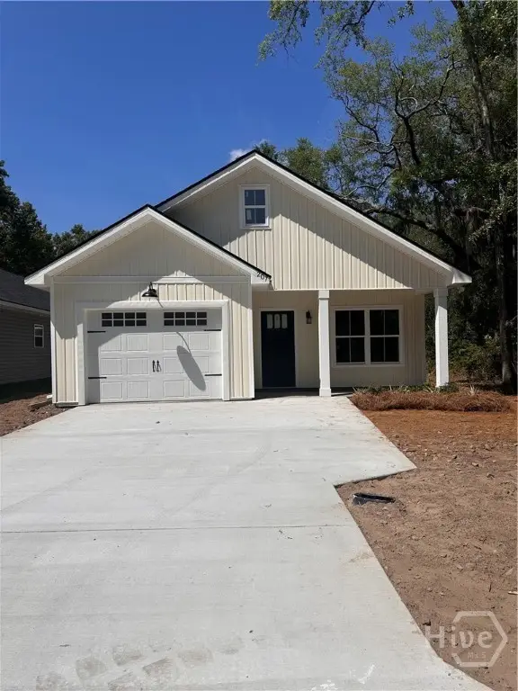 207 Wilson Avenue, Hinesville, GA 31313