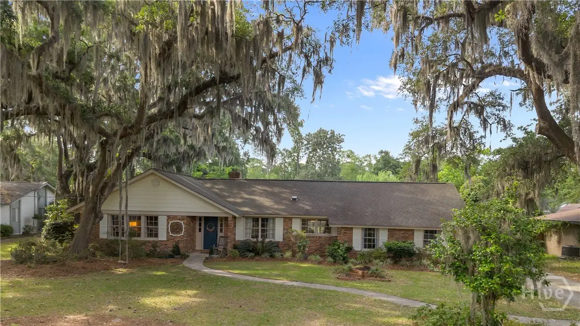 472 Strathy Hall Drive, Richmond Hill, GA 31324 - #1