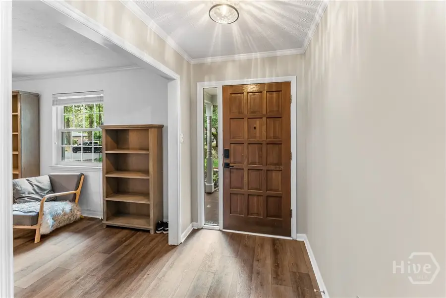 110 Hampshire Road, Savannah, GA 31410 - #3
