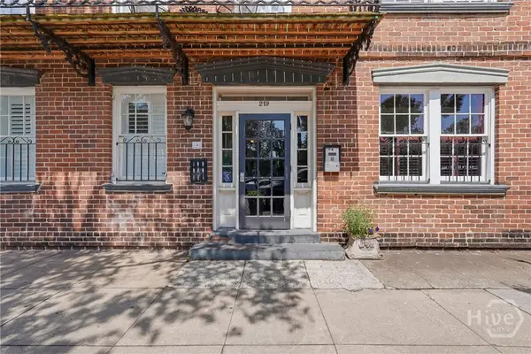 219 Abercorn Street, Savannah, GA 31401
