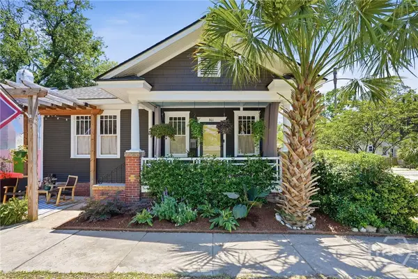 801 E 37th Street, Savannah, GA 31401
