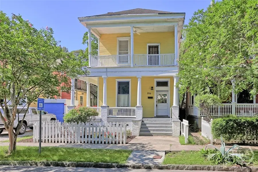 205 W 35th Street, Savannah, GA 31401 - #3